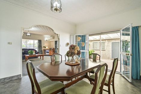 Photo of property in 910 Collinge Road, Mayfair, Hastings, 4122