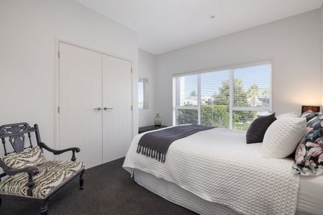 Photo of property in 18 Montia Close, Papamoa Beach, Papamoa, 3118