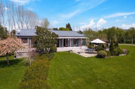 Photo of property in 2 Valley Road, Waitoki, Kaukapakapa, 0871