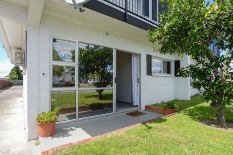 Photo of property in 1/8 Lee Road, Taradale, Napier, 4112