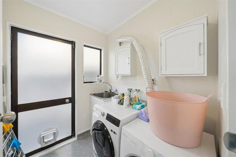 Photo of property in 56 Chesterton Street, Johnsonville, Wellington, 6037