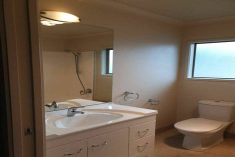 Photo of property in 24d Schnapper Rock Road, Schnapper Rock, Auckland, 0632