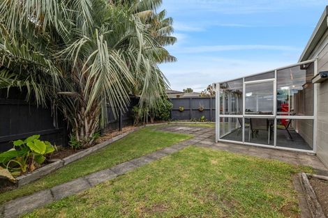 Photo of property in 27 Baring Terrace, Strandon, New Plymouth, 4312