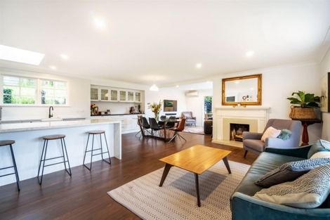 Photo of property in 116 Roseberry Avenue, Birkenhead, Auckland, 0626