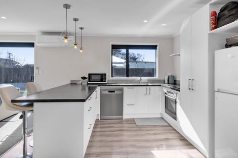 Photo of property in 32a Hunter Street, Hawera, 4610