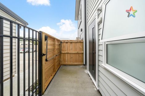 Photo of property in 3/41 Main Road, Wainuiomata, Lower Hutt, 5014