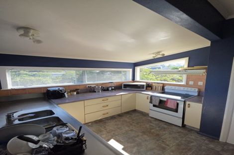 Photo of property in 13 Thompson Road, Bluff Hill, Napier, 4110