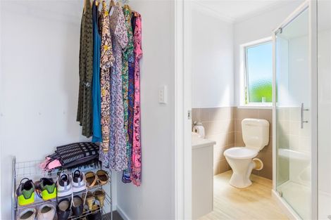 Photo of property in 418a Old Te Atatu Road, Te Atatu Peninsula, Auckland, 0610