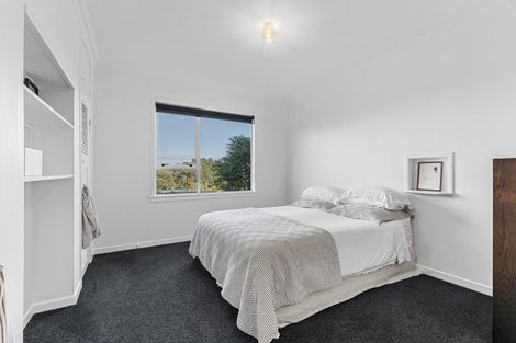 Photo of property in 49 Queens Road, Glen Avon, New Plymouth, 4312