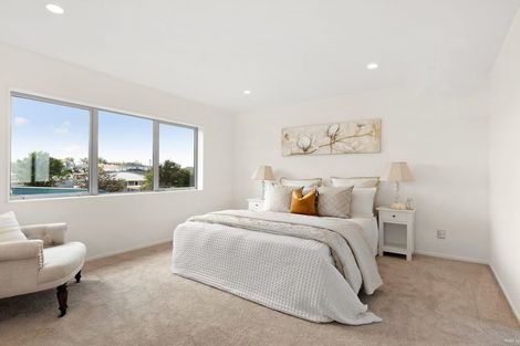 Photo of property in 8b Karamu Street, Te Atatu Peninsula, Auckland, 0610