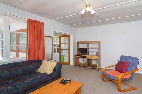 Photo of property in 15 Wilkie Crescent, Naenae, Lower Hutt, 5011