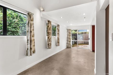 Photo of property in 46a Eskdale Road, Birkdale, Auckland, 0626