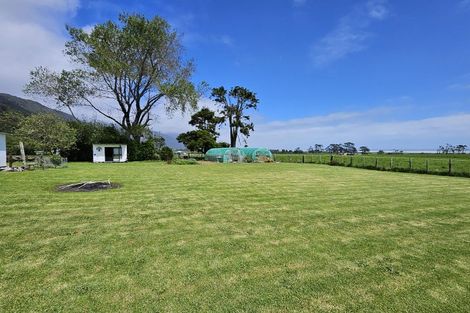 Photo of property in 3103 Coast Road, Barrytown, Runanga, 7873