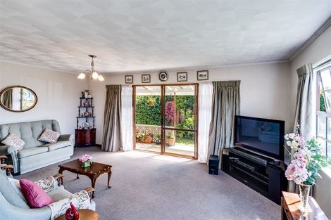 Photo of property in 2/442 Gloucester Street, Taradale, Napier, 4112