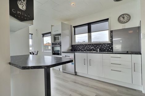 Photo of property in 51 Coventry Avenue, Tamatea, Napier, 4112