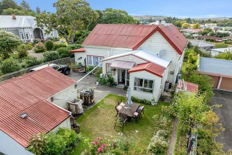 Photo of property in 3 Rose Street, Waipawa, 4210