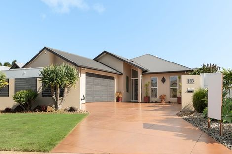 Photo of property in 163 Oriental Parade, Papamoa Beach, Papamoa, 3118