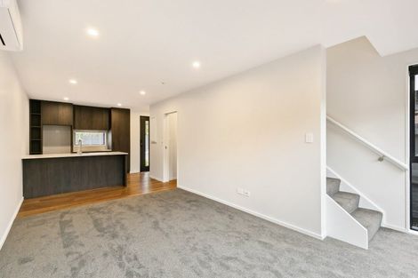 Photo of property in 5/7 Bertram Grove, Naenae, Lower Hutt, 5011