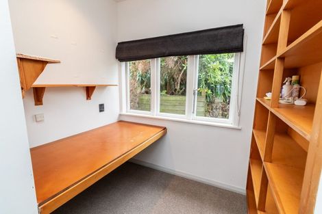 Photo of property in 30 Collins Avenue, Tawa, Wellington, 5028