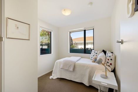 Photo of property in 252 Waimairi Road, Ilam, Christchurch, 8041