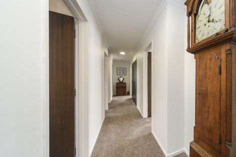 Photo of property in 40 Suzanne Grove, Kelvin Grove, Palmerston North, 4414