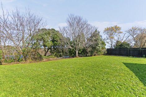 Photo of property in 24 Ridd Street, Lynmouth, New Plymouth, 4310
