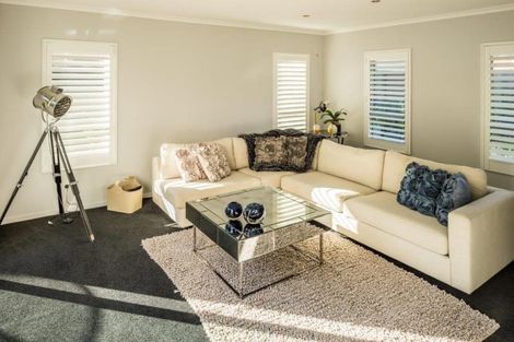 Photo of property in 202 Westchester Drive, Churton Park, Wellington, 6037