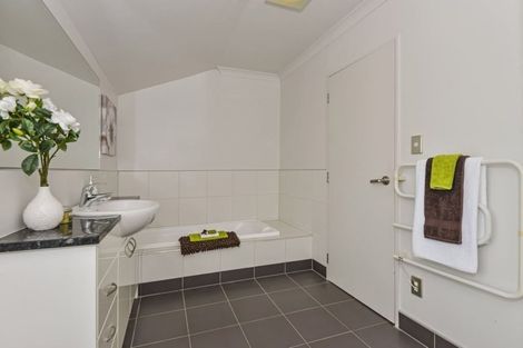 Photo of property in 71a Nile Road, Milford, Auckland, 0620