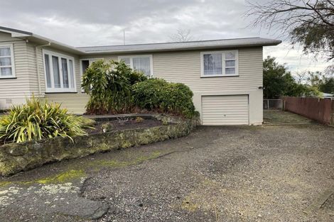 Photo of property in 1 Bastia Avenue, Bastia Hill, Whanganui, 4500