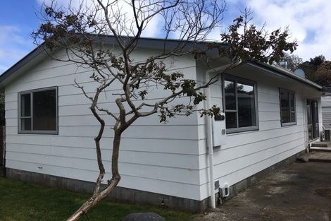 Photo of property in 416 Mazengarb Road, Paraparaumu, 5032