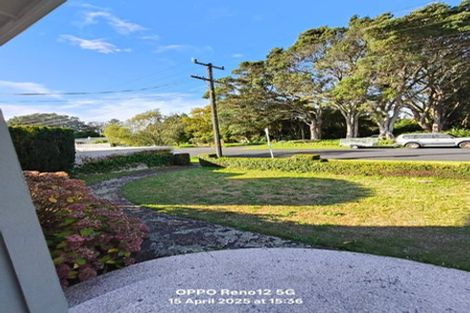 Photo of property in 32 Victoria Road, New Plymouth, 4310