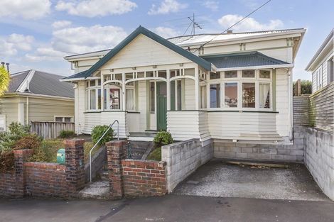 Photo of property in 5 Douro Avenue, Newtown, Wellington, 6021