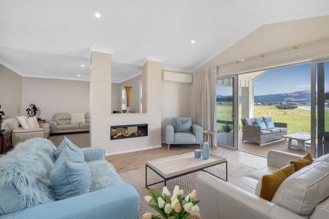 Photo of property in 5 Onerere Drive, Whitianga, 3510