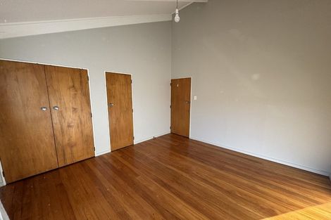 Photo of property in 14a Waiwera Crescent, Maupuia, Wellington, 6022