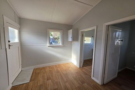 Photo of property in 43 Lorna Street, Lynmouth, New Plymouth, 4310