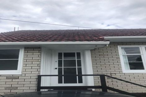 Photo of property in 192 Rathgar Road, Henderson, Auckland, 0610