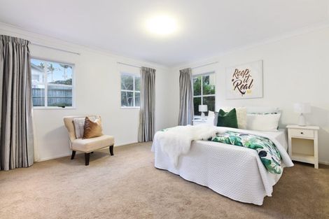 Photo of property in 14 Belleaire Court, West Harbour, Auckland, 0618