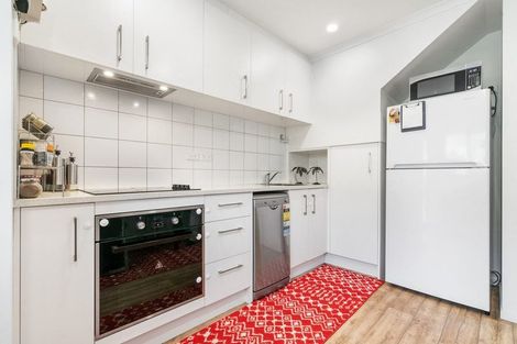 Photo of property in 16 Pangu Way, Mangere, Auckland, 2022