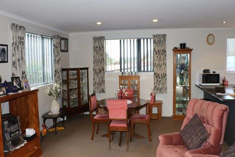 Photo of property in 20 Richardson Avenue, Pukekohe, 2120