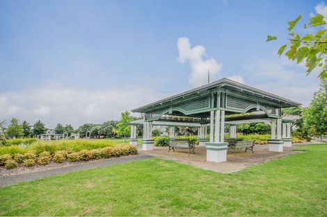 Photo of property in 14 Cellarmans Street, Te Atatu Peninsula, Auckland, 0610