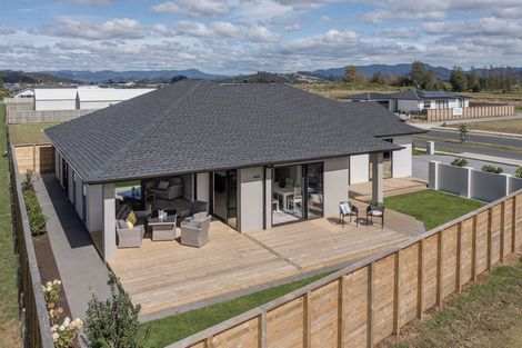 Photo of property in 168 Kupe Drive, Whitianga, 3510