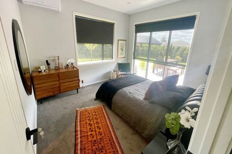 Photo of property in 17 Rowles Road, Pukekohe, 2120