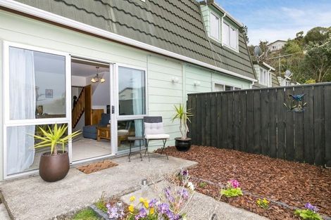 Photo of property in 12/2 Burdendale Grove, Churton Park, Wellington, 6037