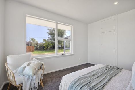 Photo of property in 28 Sylvia Street, Parklands, Christchurch, 8083