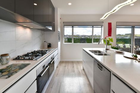 Photo of property in 19 Maka Terrace, Orewa, 0931