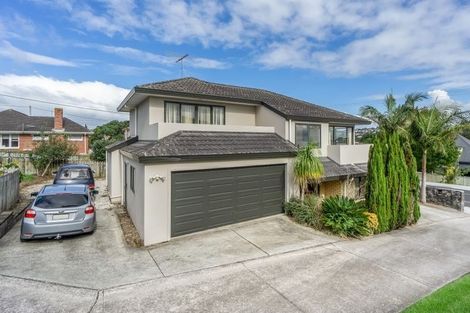 Photo of property in 49 College Road, Northcote, Auckland, 0627