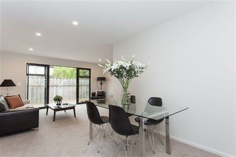 Photo of property in 2/34 John Campbell Crescent, Hillmorton, Christchurch, 8024