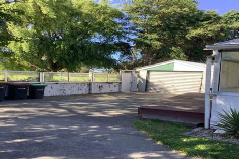 Photo of property in 72 Waratah Street, Avondale, Christchurch, 8061