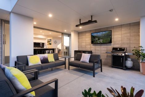Photo of property in 7r Estates Terrace, Welcome Bay, Tauranga, 3175