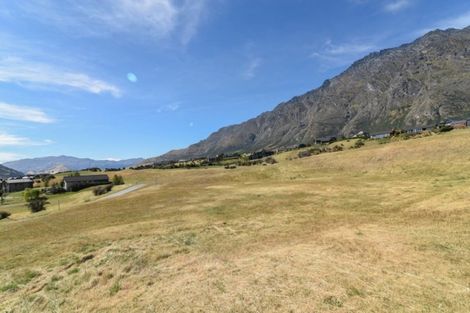 Photo of property in 14a Kinross Lane, Jacks Point, Queenstown, 9371